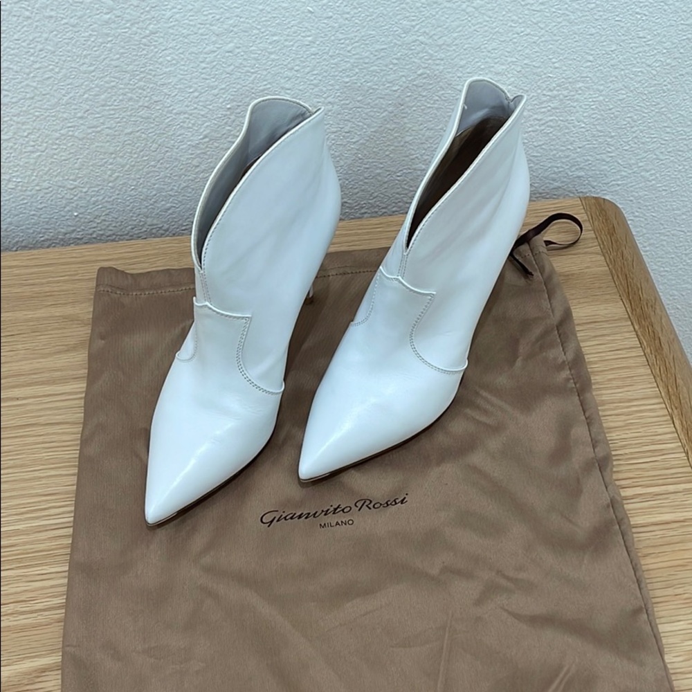 Giannvito Rossi White Leather Authentic Bootie